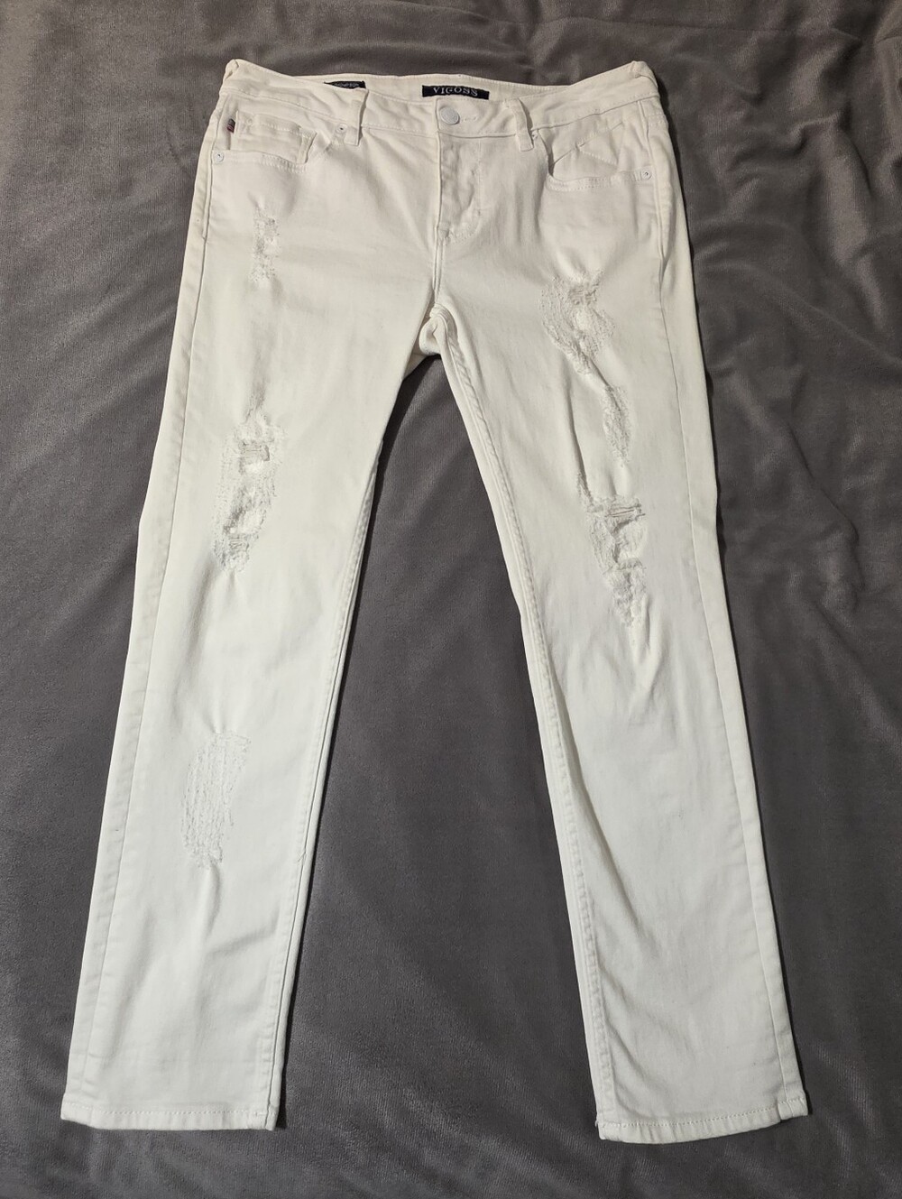 The Thompson Tomboy by VIGOSS Women's White Ripped Jeans